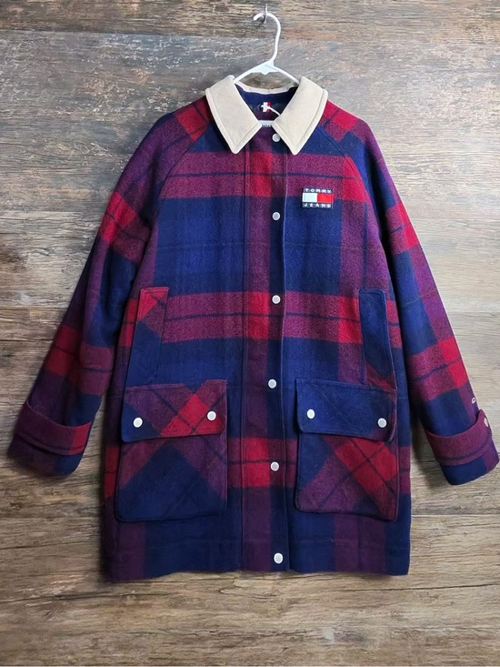 Tommy Hilfiger Jackets & Blazers - Tommy Hilfiger Quilted Navy Jacket with Cream Collar